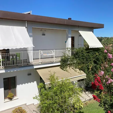 Gioia In Collina לינה וארוחת בוקר