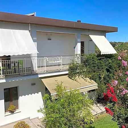 Gioia In Collina Bed & Breakfast 3*